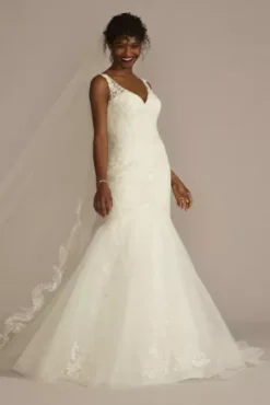 Multi-Lace Tank V-Neck Mermaid Wedding Dress