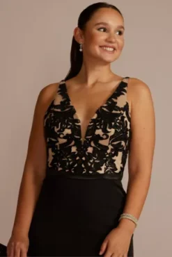 Embellished Crepe Plunge Mermaid Dress -Kelly Shop D28NY22557 BLACKNUDE PRTY PROD10 1735