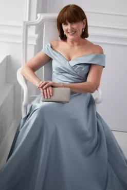 Off-the-Shoulder Sweetheart Satin Ball Gown -Kelly Shop D40NY23244 PDP Crop FEB27 1920x2880