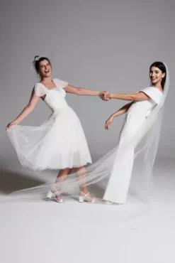 Cuffed Off-the-Shoulder Stretch Crepe Jumpsuit -Kelly Shop DB3230 3 PDP Crop JUN25 1920x2880