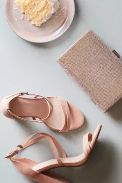 Allover Crystal Minaudiere -Kelly Shop HBG7006 PDP Crop SEP9 1920x2880