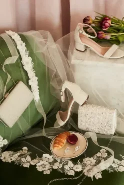 Iridescent Crystal Embellished Crossbody Clutch -Kelly Shop HBRAYA PDP Crop JUNE15 1920x2880