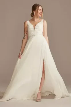 Applique Illusion Chiffon Wedding Dress