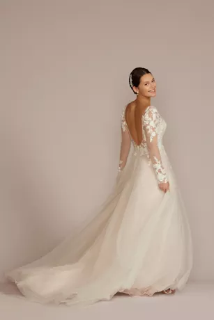 Appliqued Cap Sleeve Tulle Ball Gown Wedding Dress 2 Appliqued Cap Sleeve Tulle Ball Gown Wedding Dress - Image 2