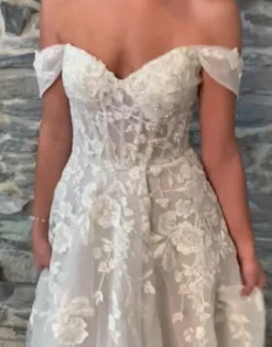 Floral Tulle Wedding Dress With Removable Sleeves -Kelly Shop SWG834 PDP