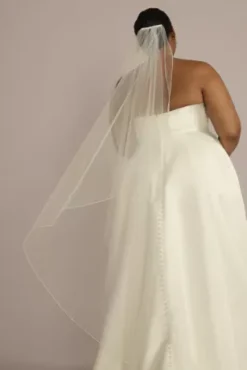 Cascading Tulle Mid-Length Veil With Pencil Edge
