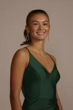 Stretch Satin V-Neck Mermaid Dress With Train -Kelly Shop WBM3463V2 JUNIPER PRM PROD11 063