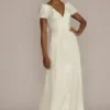 Floral Applique Puff Sleeve V-Neck Wedding Gown