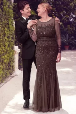 Long Sleeve Beaded Illusion Godet Hem Dress -Kelly Shop WGIN5188D 1 PDP Crop JUNE21 1920x2880